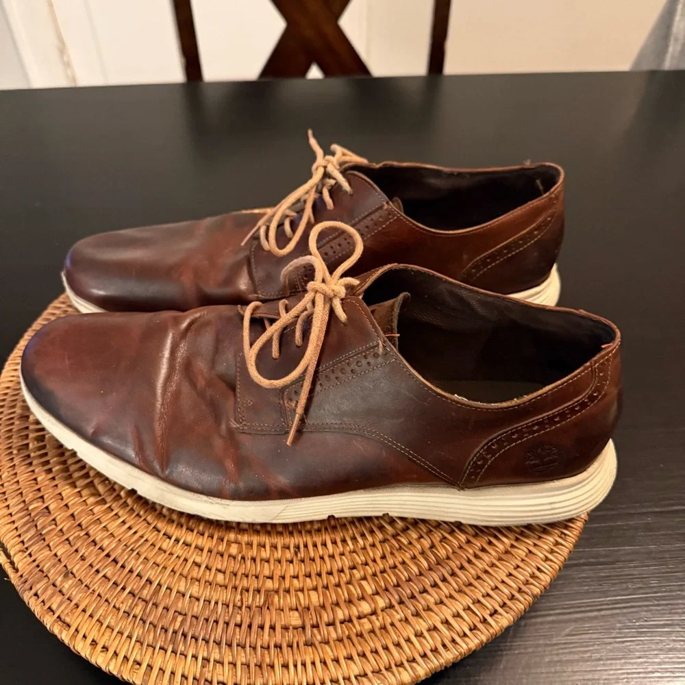 Timberland Brown Leather Oxfords‎